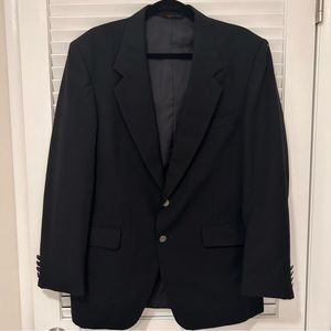 Vintage Farah men’s black sports coat 44R. Pewter buttons/ very good condition